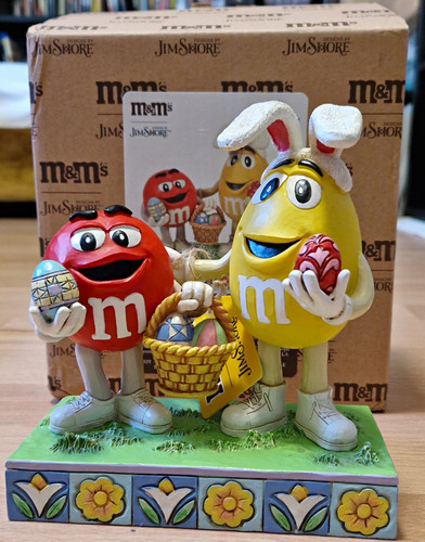 Enesco oster figur by - "m&m",