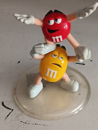 Akrobatik figur rot gelb - akrobatik-figur, &